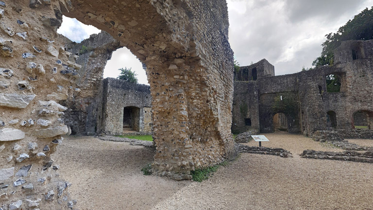 Habitat at Wolvesey Castle